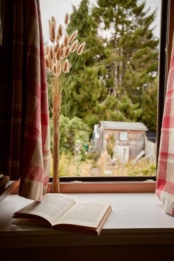 Crossroads Cottage Drumnadrochit Ngoại thất bức ảnh